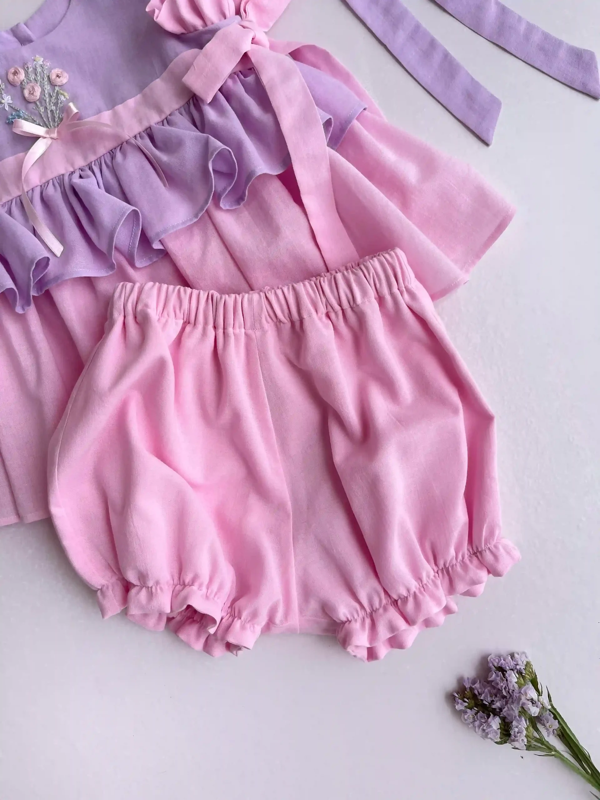 Conjunto para bebé niña en algodón rosa y malva - Imagen 5